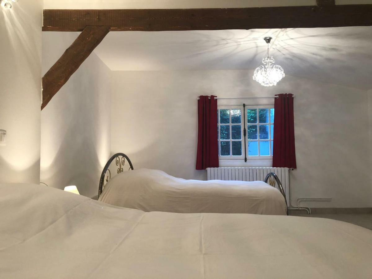 Maison En Bord De Seine Boissise-le-Roi Kültér fotó